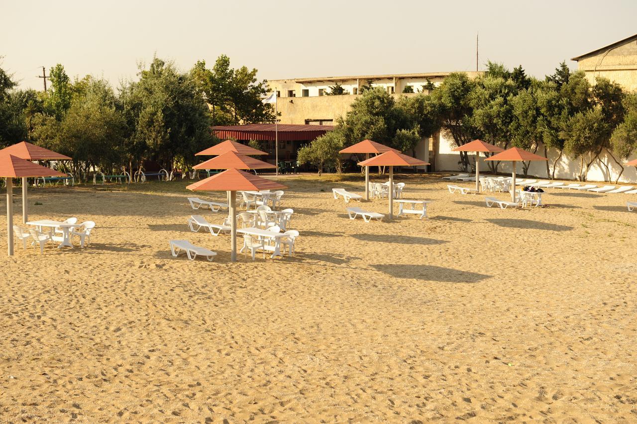 Mavi Dalga Beach Hotel Lokbatan Exterior photo