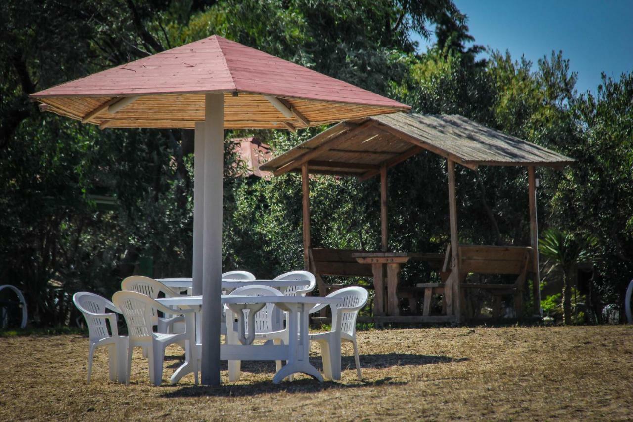 Mavi Dalga Beach Hotel Lokbatan Exterior photo