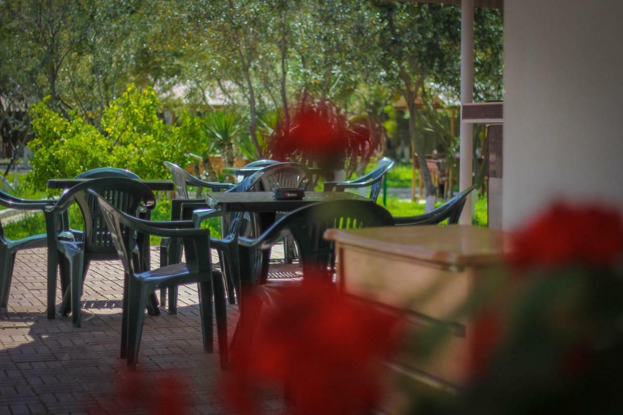 Mavi Dalga Beach Hotel Lokbatan Exterior photo