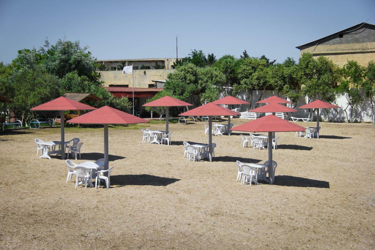 Mavi Dalga Beach Hotel Lokbatan Exterior photo